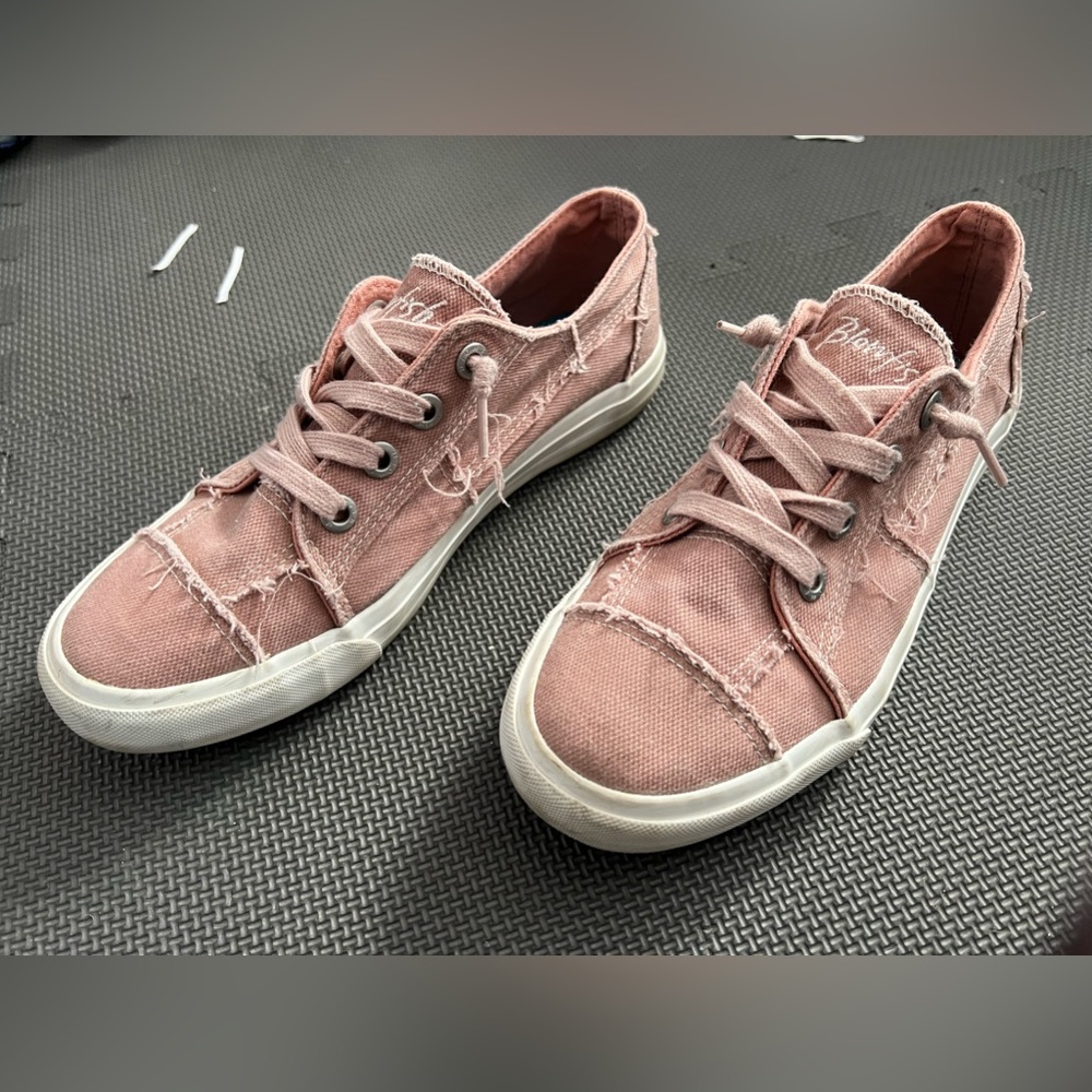 Blowfish - 9 slip-on - pink shoes - summer, cute,